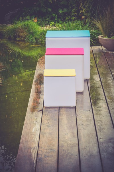 vilten kussen 40 x 40 cm voor bv. Kubuskrukje blauw - eenzijdig 4mm - eenzijdig