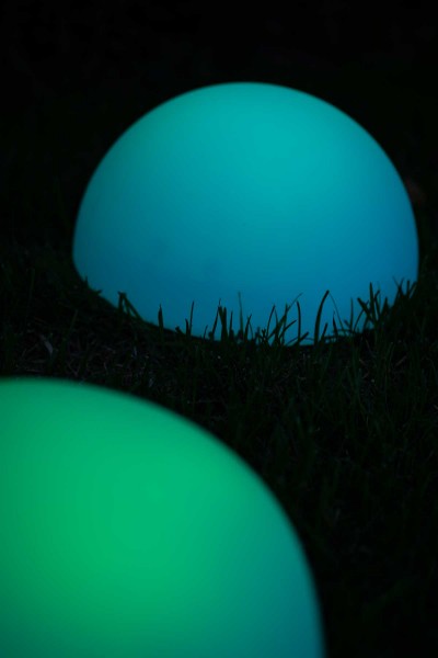 7even LED Zonnehemisfeer 35 x 35 x 19 cm / Zonne- & USB-aangedreven lichthalve bol met kleurwisseling