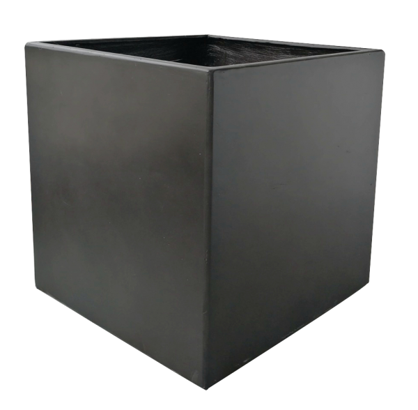 DESIGN DEKO: Die attraktiven rechteckigen Pflanzkübel schaffen durch ihre gradlinige, schlichte und moderne Form überall eine Wohlfühlatmosphäre, sowohl im Innen- als auch im Außenbereich